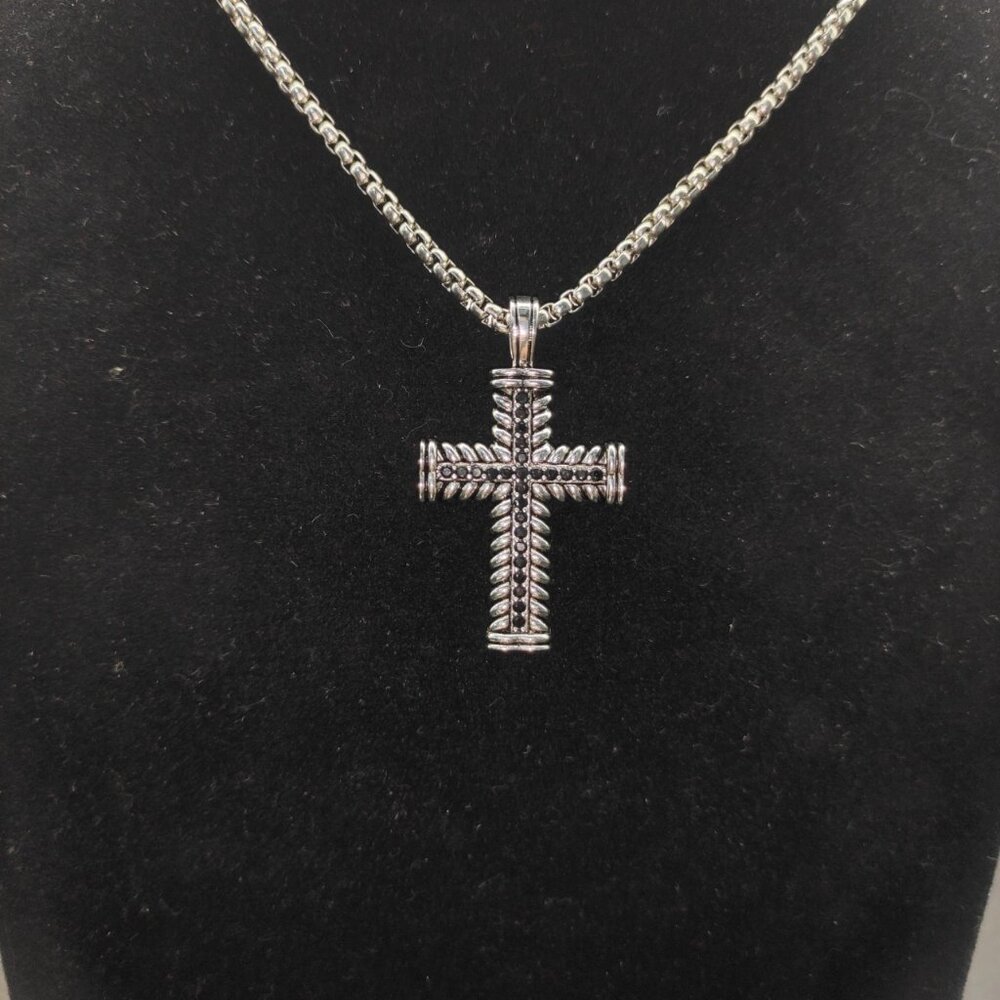 David Yurman Cross Pendant Silver Necklace